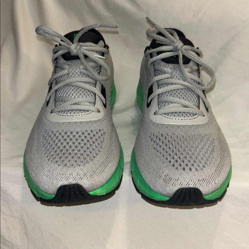Under Armour Hovr Sonic 5 Running Shoes - Picture 2 of 8